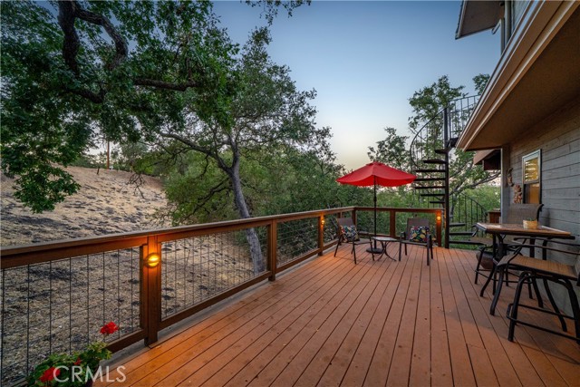 9055 Junipero Avenue, Atascadero CA: https://media.crmls.org/medias/e123ff2b-d6cf-421b-a25e-9e82a91f160d.jpg