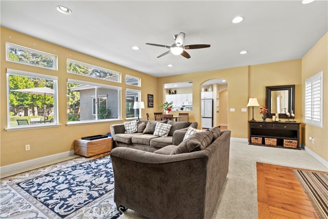 Detail Gallery Image 11 of 45 For 1106 Tess Dr, Arbuckle,  CA 95912 - 4 Beds | 2/1 Baths