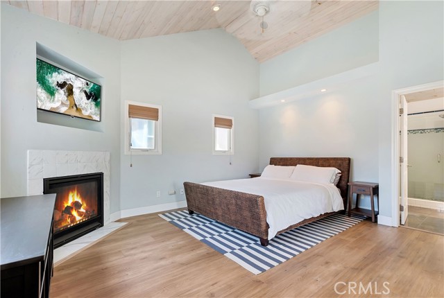 Detail Gallery Image 9 of 21 For 235 62nd St, Newport Beach,  CA 92663 - 3 Beds | 3 Baths