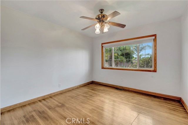 Detail Gallery Image 19 of 28 For 786 S Spanish Oak Ln, La Puente,  CA 91746 - 3 Beds | 1/1 Baths