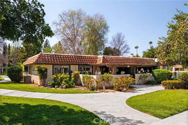 Front Image Thumbnail for CRIG26054236