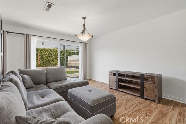 Detail Gallery Image 13 of 46 For 925 Bunbury, Whittier,  CA 90601 - 5 Beds | 3 Baths