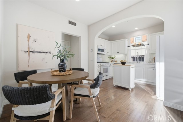 Detail Gallery Image 6 of 37 For 79 Canyoncrest, Irvine,  CA 92603 - 2 Beds | 2/1 Baths