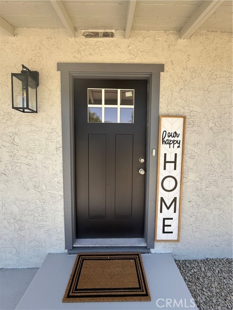 Detail Gallery Image 3 of 27 For 9196 Redwood Ave, Fontana,  CA 92335 - 3 Beds | 2 Baths