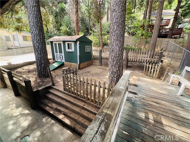 Detail Gallery Image 39 of 40 For 686 Ca-138, Crestline,  CA 92325 - 5 Beds | 2 Baths