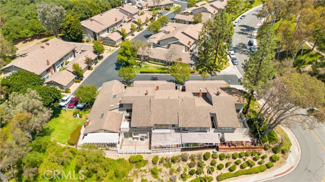 6511 E Circulo Dali, Anaheim Hills CA: https://media.crmls.org/medias/e129aed6-f618-4091-858a-715fbeb0fb4d.jpg