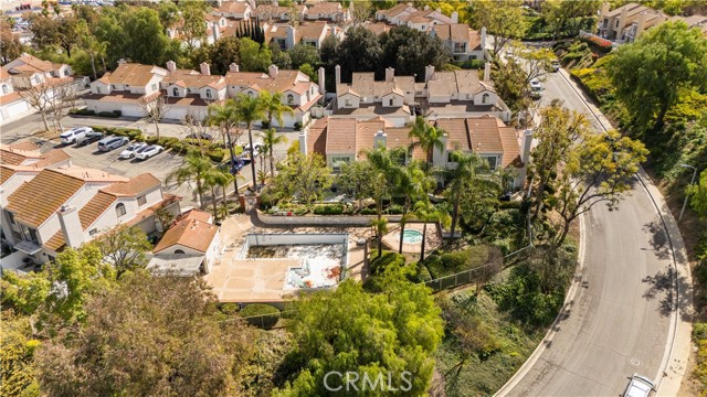 13199 Spire Circle, Chino Hills CA: https://media.crmls.org/medias/e129c14d-da8c-40fd-8cf4-b5c1e155a271.jpg