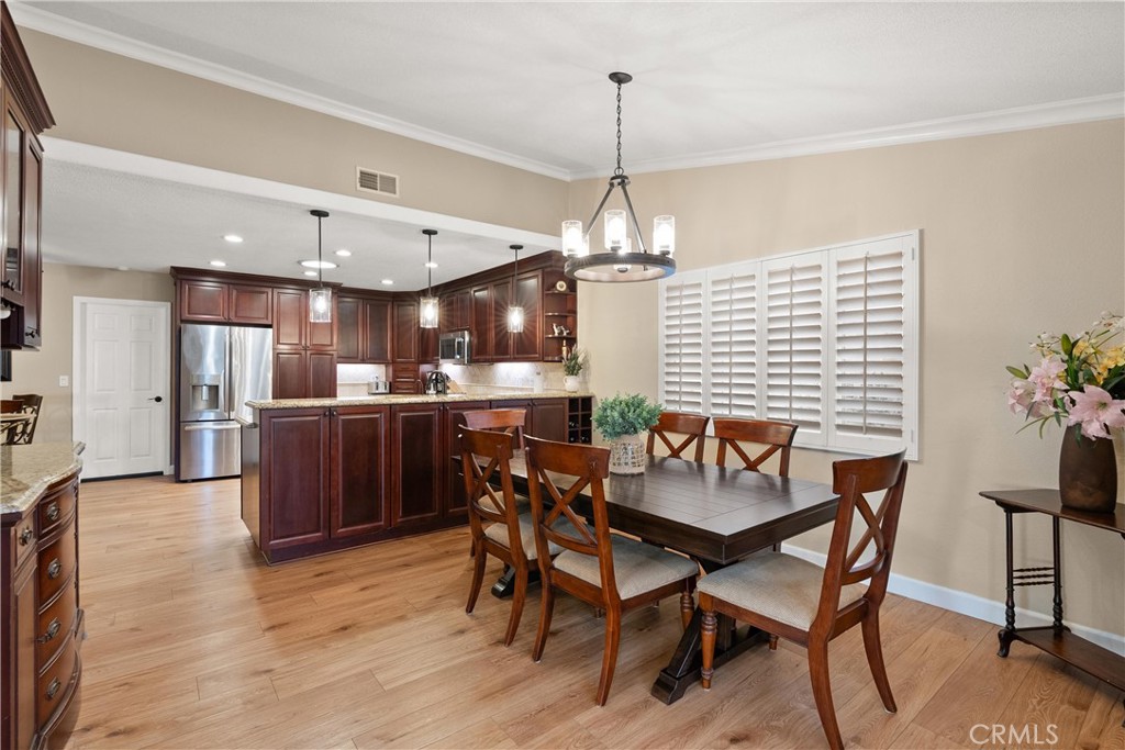 MLS #OC25233783 image #7