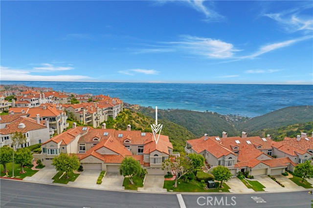 46 Saint Tropez, Laguna Niguel CA: https://media.crmls.org/medias/e12a58be-2c82-4783-a33e-1afbc9ebb6b7.jpg