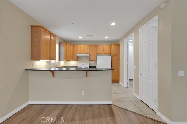 Detail Gallery Image 9 of 40 For 11063 Semmering Ct, Apple Valley,  CA 92308 - 2 Beds | 2 Baths