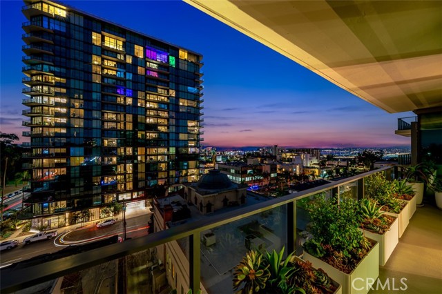 2855 5th Avenue, San Diego CA: https://media.crmls.org/medias/e12a9a6c-1de5-4dcc-9b70-2db81895b650.jpg