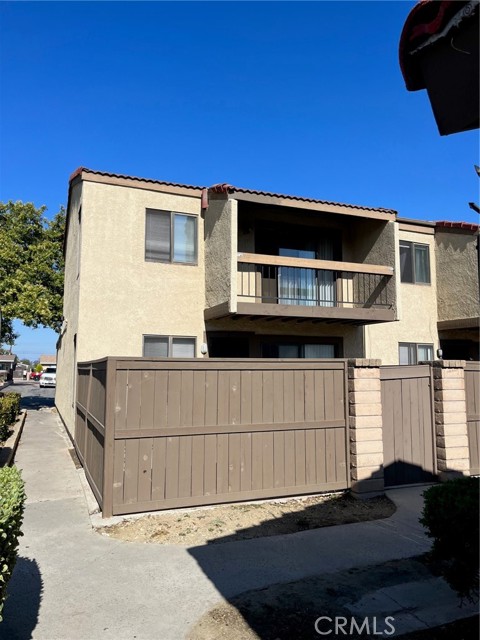 Detail Gallery Image 20 of 26 For 9250 Citrus Ave. #E,  Fontana,  CA 92335 - 2 Beds | 2 Baths