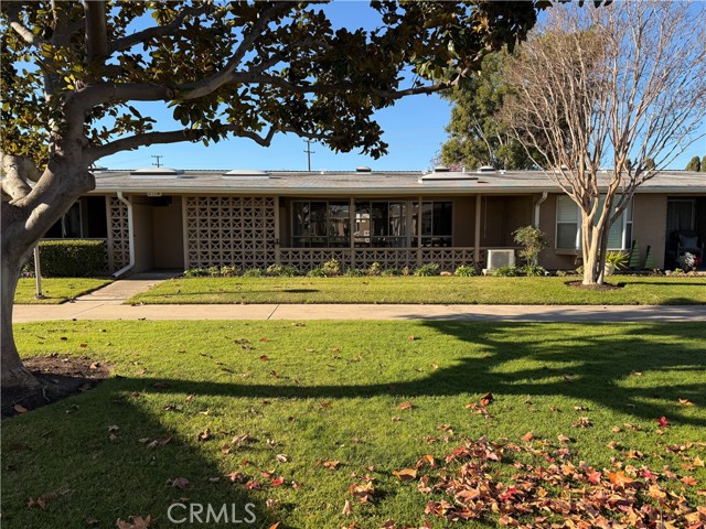 Detail Gallery Image 3 of 46 For 13160 Nassau Dr 211h,  Seal Beach,  CA 90740 - 2 Beds | 1 Baths