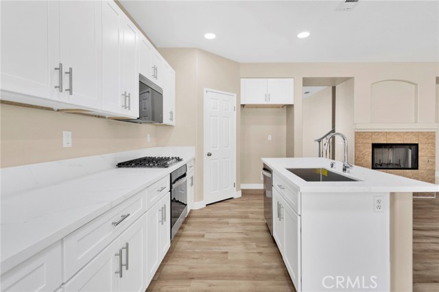 Detail Gallery Image 21 of 47 For 10186 Susan, Hesperia,  CA 92345 - 5 Beds | 3 Baths