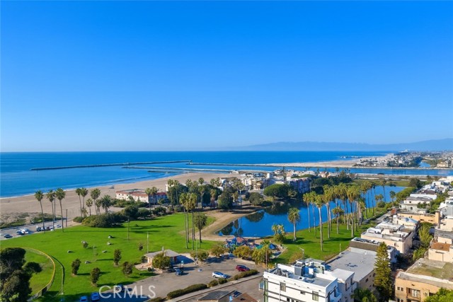 Detail Gallery Image 37 of 41 For 6730 Esplanade, Playa Del Rey,  CA 90293 - 4 Beds | 4 Baths