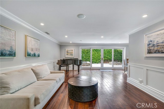 21192 Richmond Circle, Huntington Beach CA: https://media.crmls.org/medias/e12d0ba7-e83e-433f-973f-834a15f8b7c1.jpg