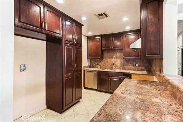440 N Durrell Ave, Azusa, CA 91702 photo 6