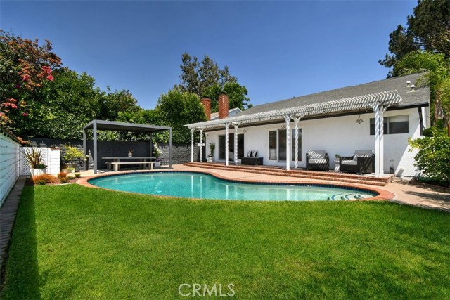 Detail Gallery Image 7 of 33 For 12614 Morrison, Studio City,  CA 91607 - 4 Beds | 3 Baths