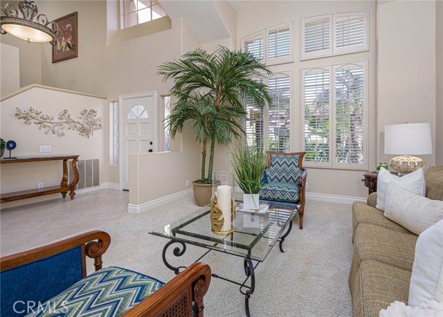 Detail Gallery Image 20 of 47 For 5555 Meadow Lake Ln, Yorba Linda,  CA 92887 - 3 Beds | 2/1 Baths