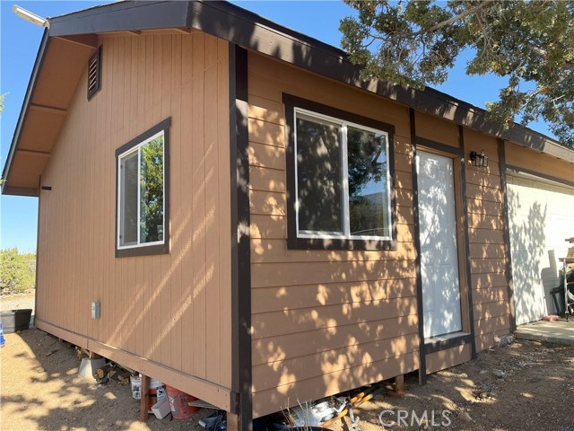 Detail Gallery Image 30 of 38 For 984 Pinon Rd, Pinon Hills,  CA 92372 - 3 Beds | 2/1 Baths