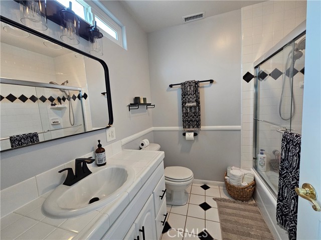 Detail Gallery Image 20 of 38 For 4026 N Shadydale Ave, Covina,  CA 91722 - 4 Beds | 2/1 Baths