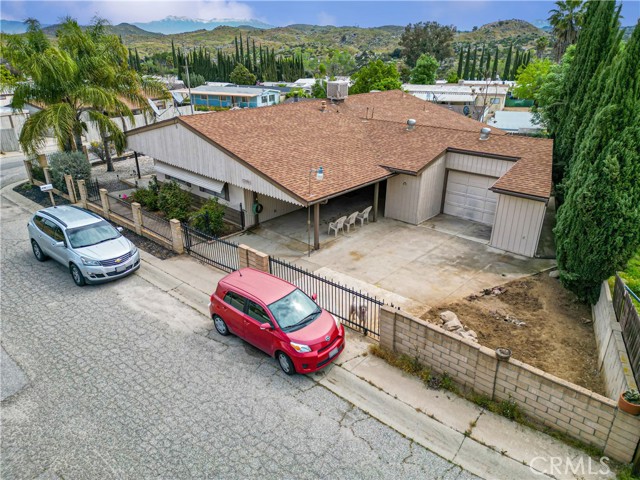 17105 Aragon Drive, Perris CA: https://media.crmls.org/medias/e131cb22-9939-4bc4-93b3-9bc512ab1c83.jpg