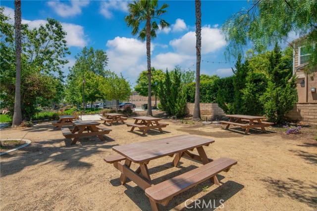 Detail Gallery Image 26 of 27 For 2830 E via Fiano, Ontario,  CA 91764 - 4 Beds | 2/1 Baths