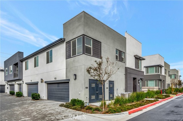 Detail Gallery Image 20 of 41 For 3640 S Allston Paseo #12,  Ontario,  CA 91761 - 3 Beds | 2/1 Baths