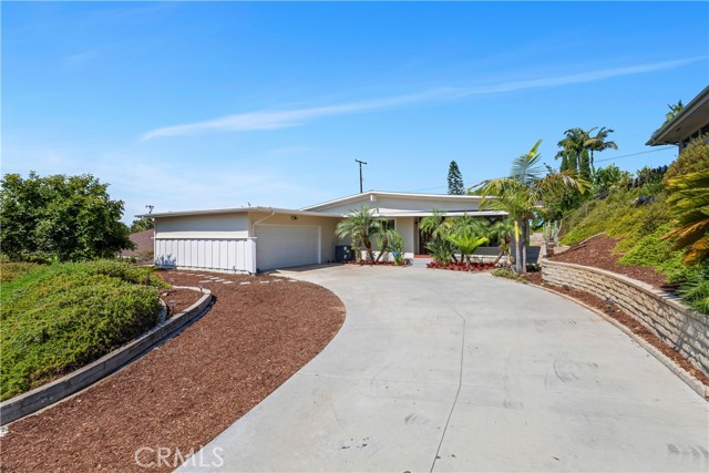 Detail Gallery Image 2 of 36 For 1219 N Raymond Ave, Fullerton,  CA 92831 - 4 Beds | 2/1 Baths
