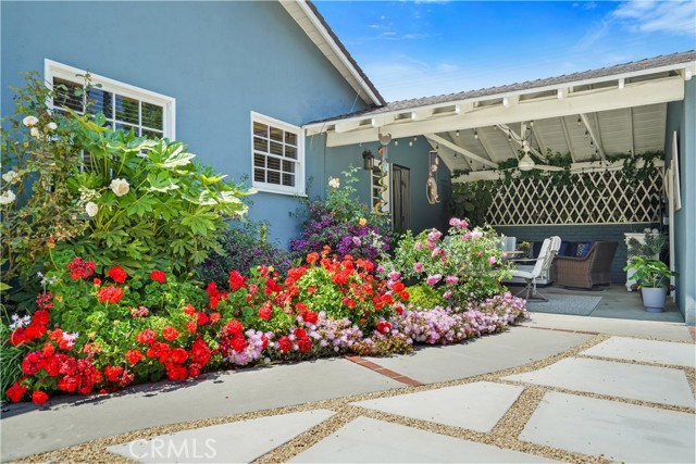 Detail Gallery Image 6 of 55 For 19520 Chase St, Northridge,  CA 91324 - 3 Beds | 2/1 Baths