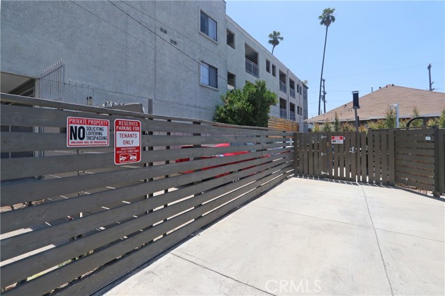 Detail Gallery Image 8 of 20 For 309 N Avenue 50, Los Angeles,  CA 90042 - – Beds | – Baths