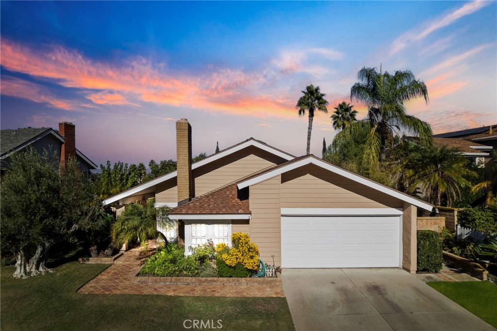 25556 La Mirada Street