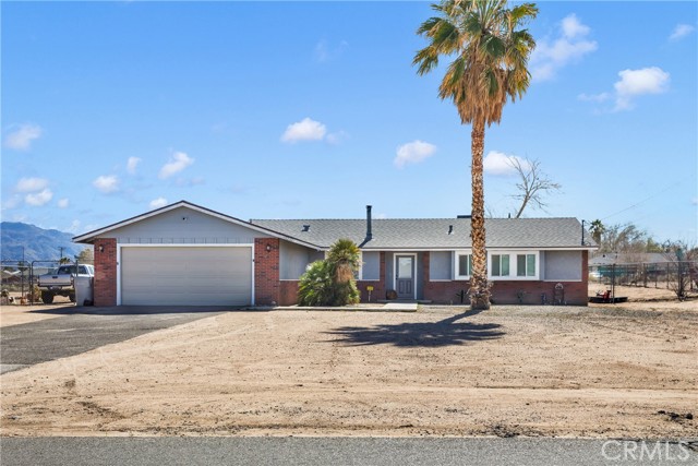 Detail Gallery Image 1 of 1 For 19237 Vine St, Hesperia,  CA 92345 - 3 Beds | 2 Baths