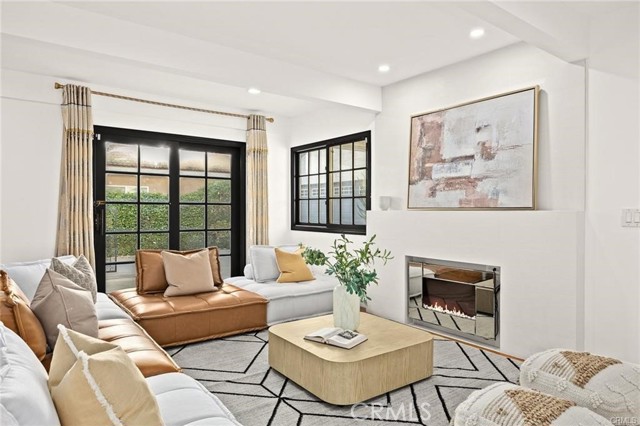 131 Woodruff Place, Arcadia CA: https://media.crmls.org/medias/e1353428-e778-44a6-80ee-ee3aac94eb99.jpg