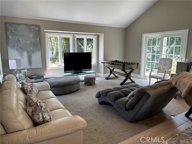 Detail Gallery Image 9 of 30 For 25931 Sheriff Rd, Laguna Hills,  CA 92653 - 5 Beds | 5 Baths