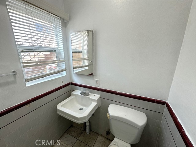 Detail Gallery Image 7 of 9 For 4387 W 134th St #G,  Hawthorne,  CA 90250 - 0 Beds | 1 Baths