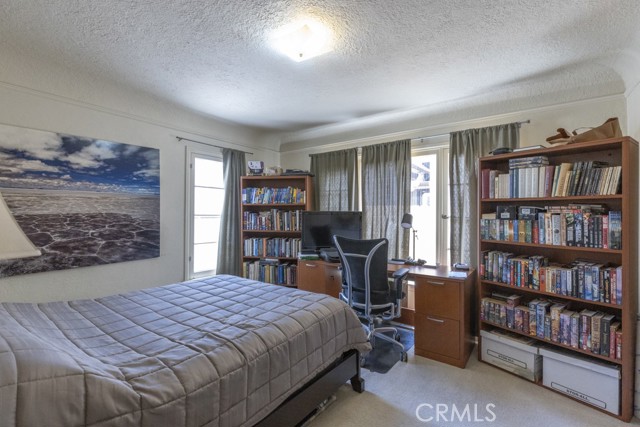 132 St Joseph Avenue, Long Beach CA: https://media.crmls.org/medias/e13598a0-1d5d-4ead-9439-0ecac28a1c67.jpg