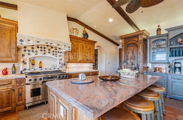 Detail Gallery Image 16 of 63 For 8730 Bluff Ct, Bradley,  CA 93426 - 5 Beds | 5/1 Baths