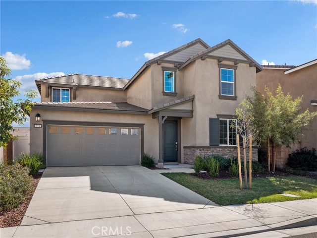 Detail Gallery Image 8 of 47 For 571 Tucker, Rialto,  CA 92377 - 4 Beds | 3 Baths