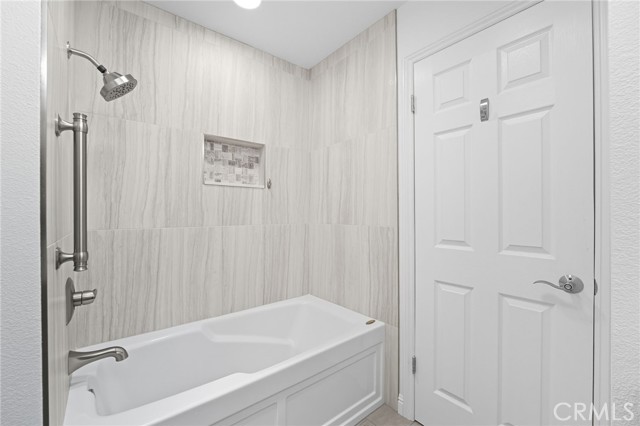 4263 Queen Anne Drive, Union City CA: https://media.crmls.org/medias/e13656a3-c6a1-40dc-8aba-5272700e5585.jpg