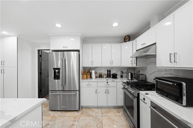 25515 Novela Way, Valencia CA: https://media.crmls.org/medias/e1369c15-bb5d-419c-996b-4ff95592f090.jpg