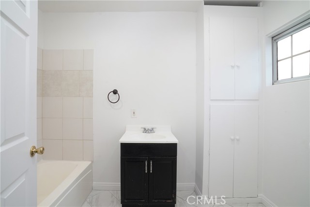 Detail Gallery Image 22 of 35 For 7738 Adwen St, Downey,  CA 90241 - 3 Beds | 2 Baths