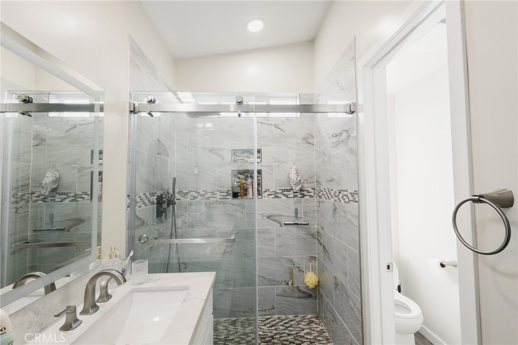 4284 Dwight - photo 14