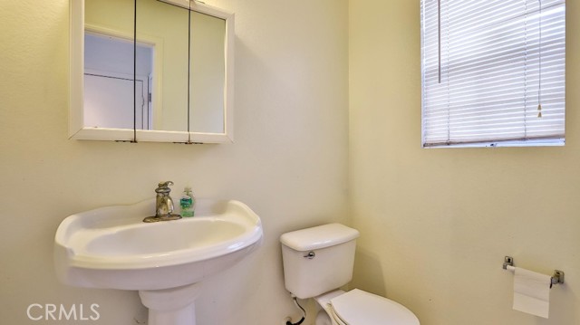 Detail Gallery Image 7 of 16 For 8151 Larson Ave #13,  Garden Grove,  CA 92844 - 2 Beds | 2/1 Baths