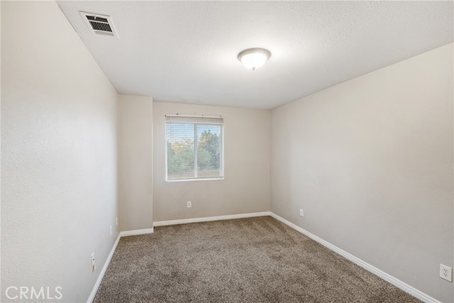 Detail Gallery Image 16 of 23 For 15080 Birdie Ln, Helendale,  CA 92342 - 3 Beds | 2/1 Baths