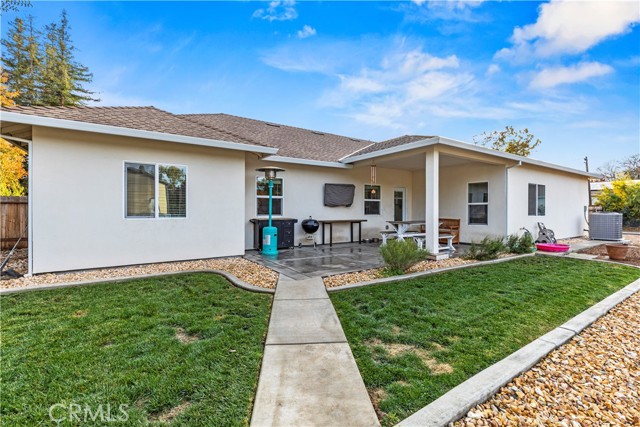 678 Colusa, Gridley CA: https://media.crmls.org/medias/e138cdeb-c081-43bf-b568-4121697d3ae2.jpg