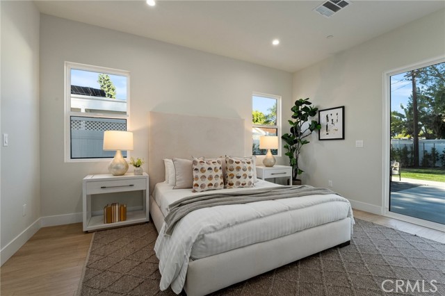 13614 Emelita Street, Valley Glen, California 91401, 5 Bedrooms Bedrooms, ,3 BathroomsBathrooms,Single Family Residence,For Sale,Emelita,SR24080690