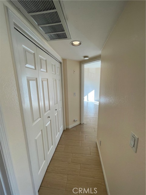 Detail Gallery Image 28 of 56 For 1965 Las Colinas Cir #308,  Corona,  CA 92879 - 2 Beds | 2 Baths