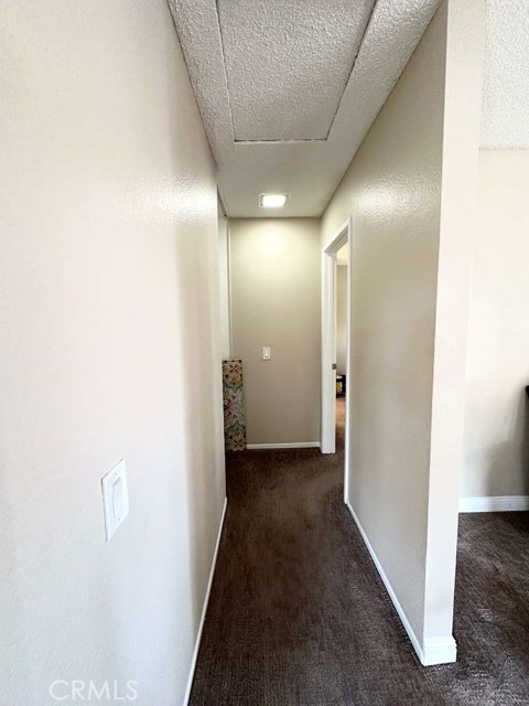 Detail Gallery Image 5 of 12 For 2554 Olive, Palmdale,  CA 93550 - 2 Beds | 2 Baths