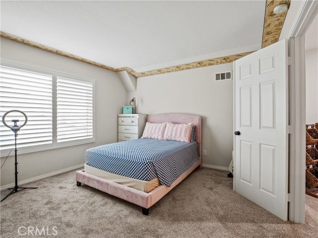 Detail Gallery Image 25 of 39 For 28532 Agajanian, Saugus,  CA 91390 - 4 Beds | 3 Baths